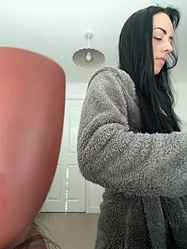 Bethrae25 online show from February 20, 2:29 pm