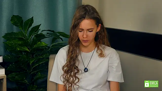 ErynTing online show from November 4, 9:25 am