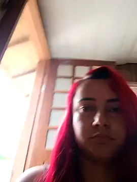 ruiviinhaah online show from November 25, 6:20 pm