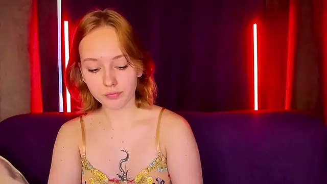 RikkiChoco online show from March 8, 2:04 am