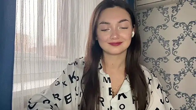 TwotyBright online show from November 20, 8:15 am