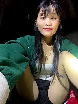 ThuxO7 online show from November 4, 2:49 am