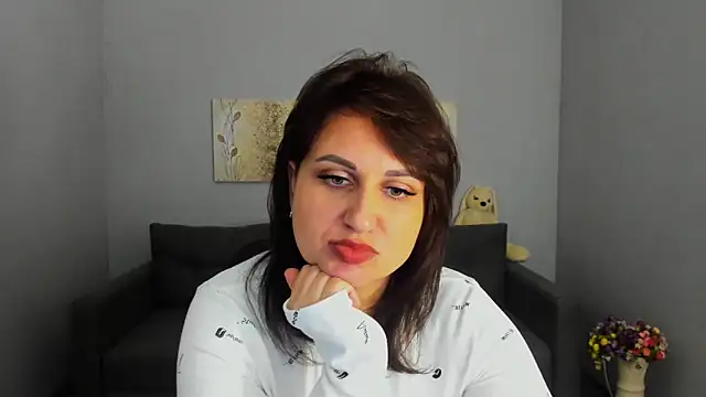 Helen Rossi online show from November 14, 6:46 am