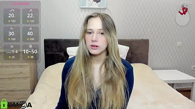 blondy rina online show from November 7, 9:20 pm