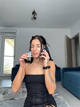 VickyM99 online show from April 16, 10:26 am