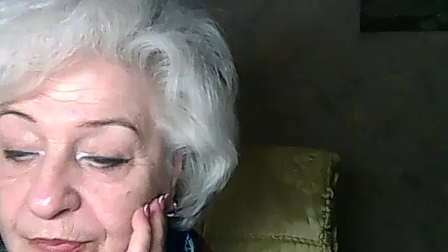 ValeriaKroww online show from March 19, 5:56 am