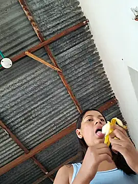 lapicarona18 online show from December 4, 2:08 pm