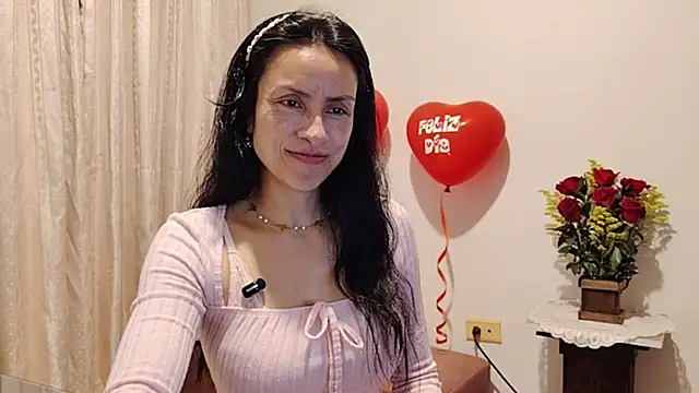 Bella Exhibition online show from February 15, 7:35 pm