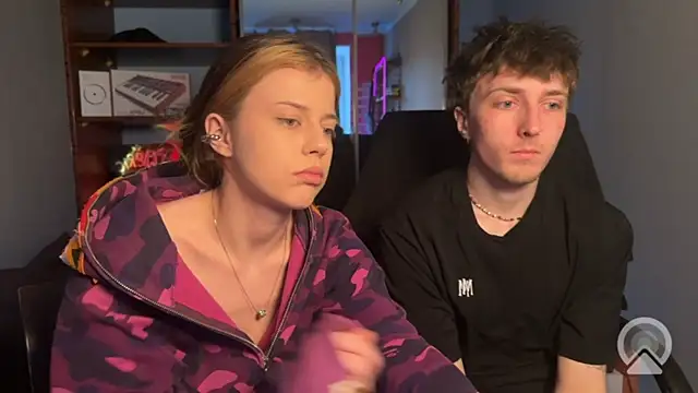 t files x online show from April 4, 4:11 am