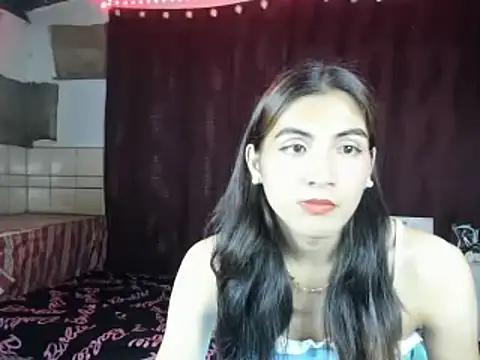 ursexykittykat xx online show from November 12, 6:28 pm