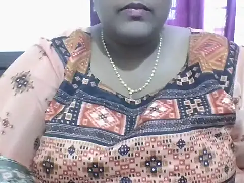 hootypriya online show from April 9, 7:47 am