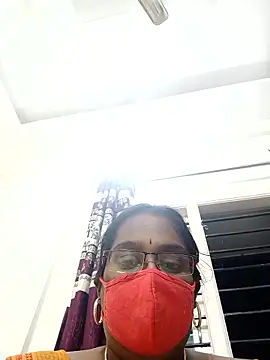 hootypriya online show from January 7, 8:12 pm