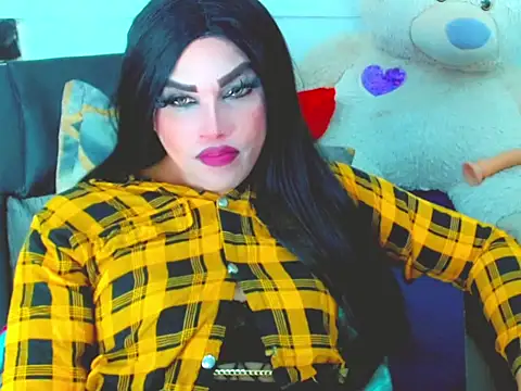 NharaBigCock online show from April 16, 9:39 pm