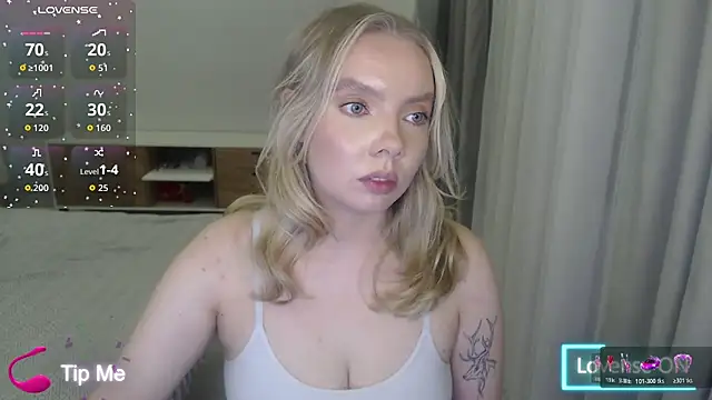 PolinaXXXXJones online show from December 4, 3:24 pm