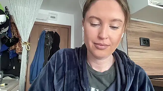 Ameli8 online show from April 15, 9:21 am