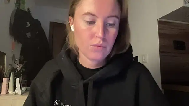 Ameli8 online show from January 18, 7:32 pm