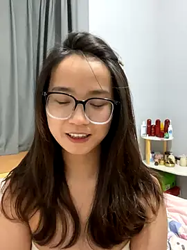 Hmm 0303 online show from December 14, 2:56 pm