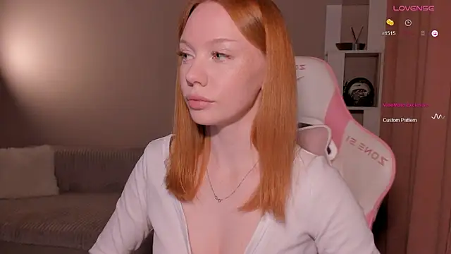 Elisahsthetics online show from January 18, 10:28 pm