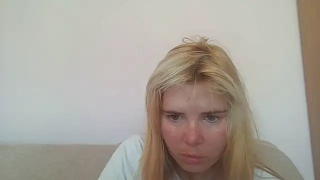 HornyElena online show from June 22, 8:11 am