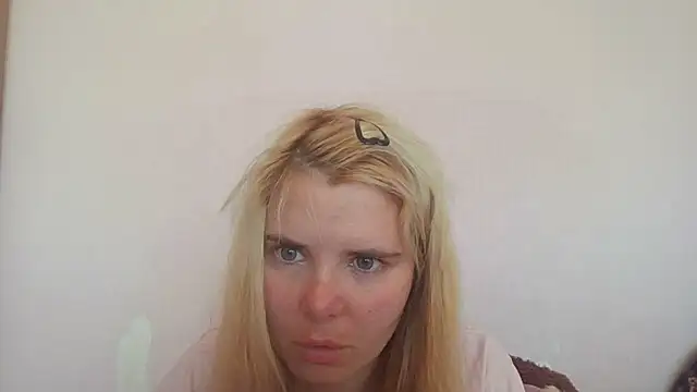 HornyElena online show from June 24, 8:24 am