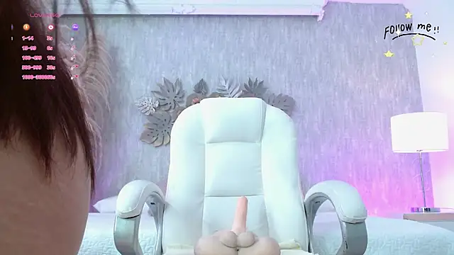 miss aliia online show from April 19, 11:32 am