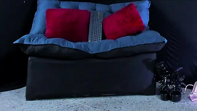 KatrinaStone online show from February 6, 8:56 pm