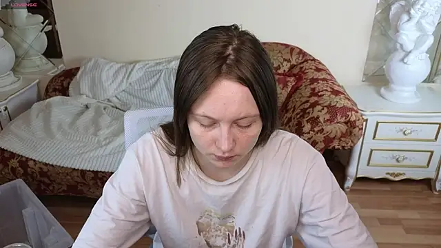 HolyBabyDoll online show from November 26, 11:44 am