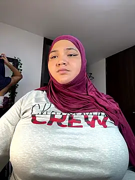 sweetmuslim01 online show from January 17, 11:34 pm