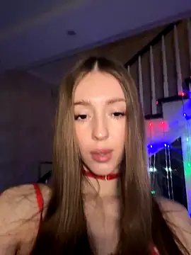 Victoria Vi online show from December 4, 3:24 pm