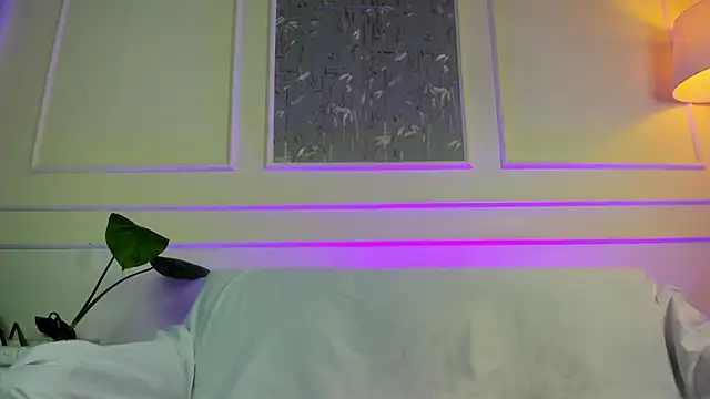 AliceMadnes online show from March 24, 12:32 pm