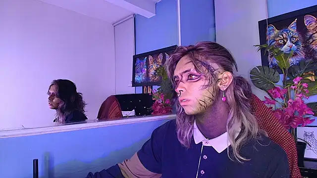 luxiel  online show from November 14, 10:43 pm