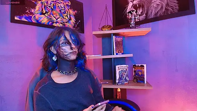 luxiel  online show from February 13, 12:12 am