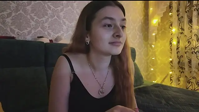 SweetLiaison online show from March 9, 5:16 pm