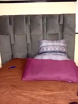 Emmylove-xr25 online show from April 15, 9:26 pm