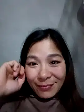 Lyla john online show from January 17, 1:51 pm