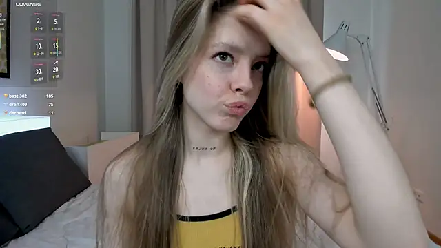 TiffinyMergist online show from March 1, 6:35 am