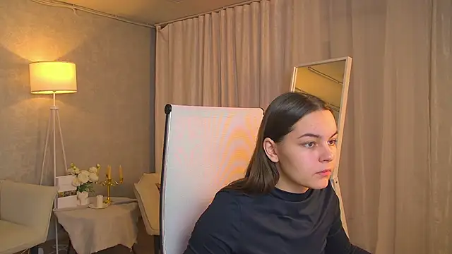 FrancescaCavaliere online show from November 21, 9:33 am