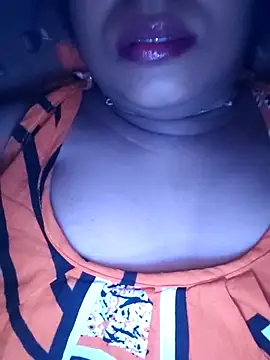 hotjuhi8 online show from April 12, 10:56 pm