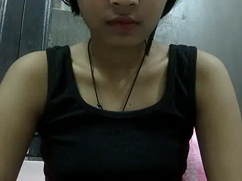 SEXY PRIYA83 online show from March 29, 5:23 pm