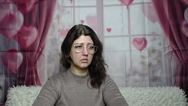 RoseHille online show from March 1, 6:13 am