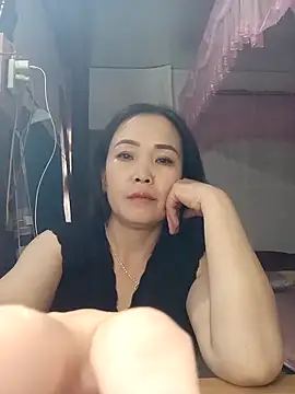 Feeling-hot online show from February 10, 7:33 am