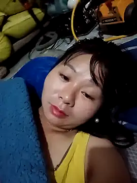 vangkt-cute online show from December 14, 8:25 pm