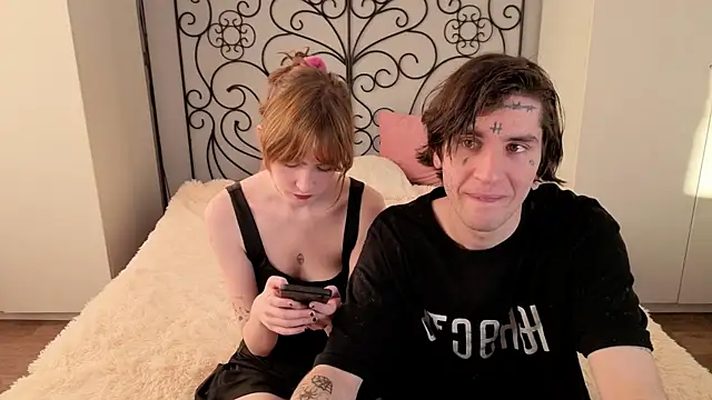 Danny loves Mary online show from November 29, 3:43 am