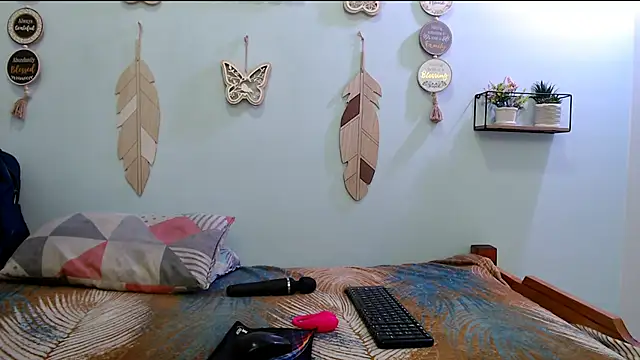 salomesmit666 online show from February 6, 7:39 pm