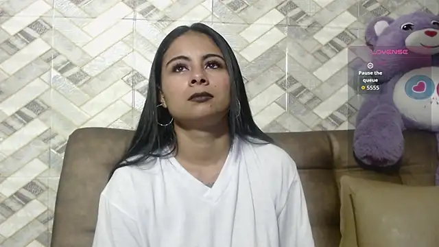 Agatha15  online show from November 25, 12:29 pm