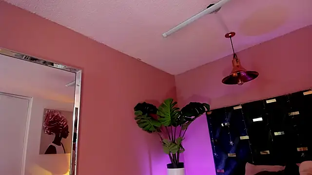 Velvet Dreamss online show from March 19, 12:20 pm