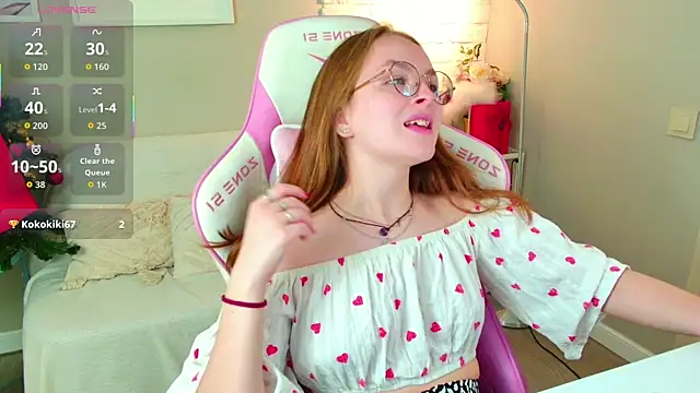 MadisonSmitt online show from December 3, 5:10 am