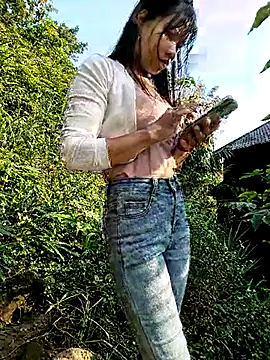 gugu0022 online show from May 5, 12:02 am