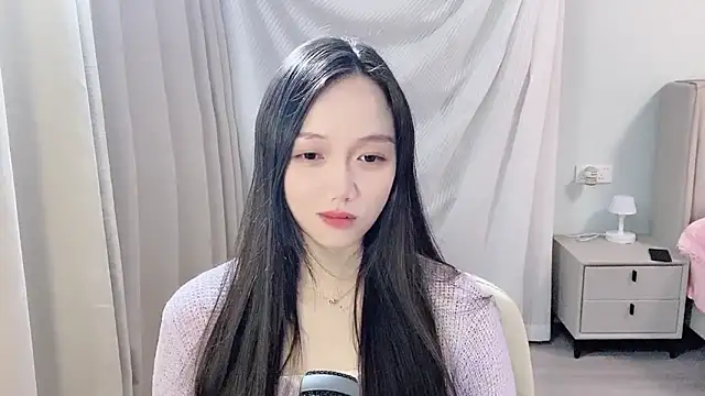 BoiI2u online show from November 15, 4:08 pm