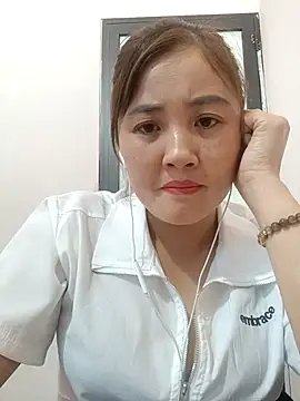 Little-Red123 online show from November 20, 7:42 am